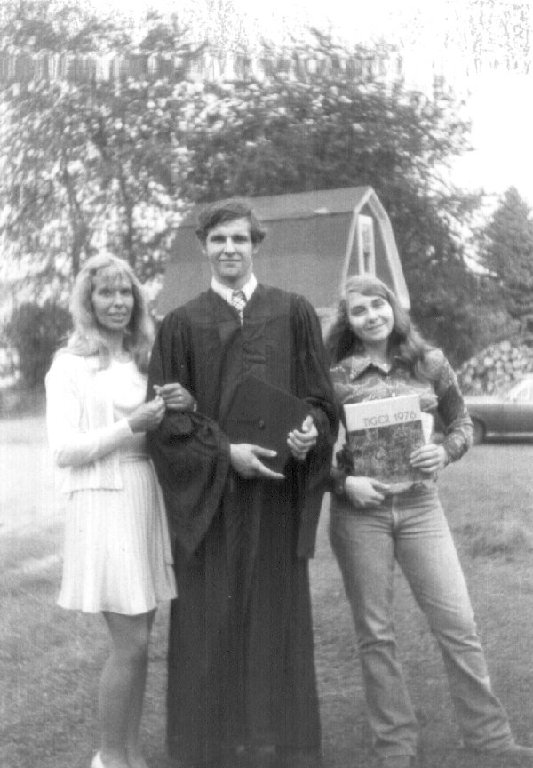 Bill with Mom & Nancy - HS graduation