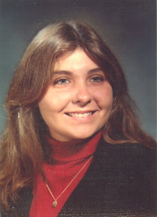 Nancy Eileen Griswold - high school picture